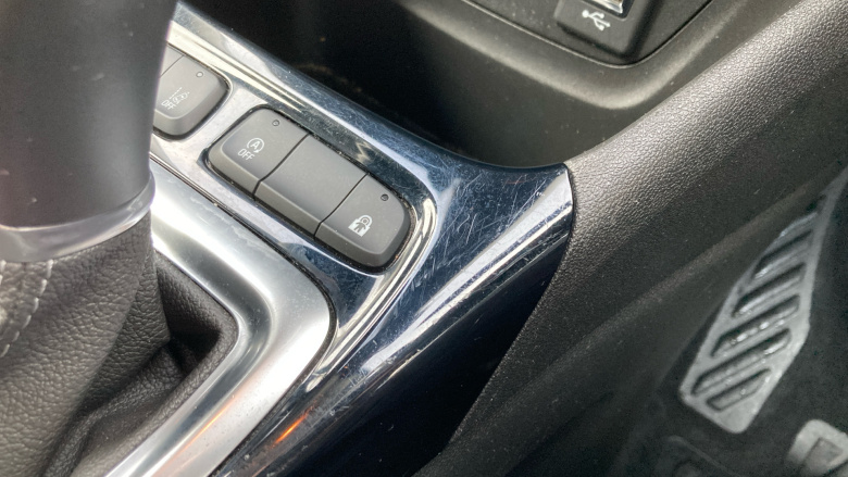 Vauxhall Crossland 1.2 Turbo [130] Ultimate 5dr Auto Petrol Hatchback